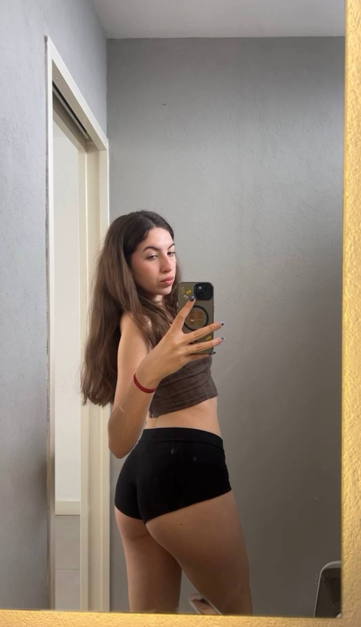 Amber in her underwear in Anqing