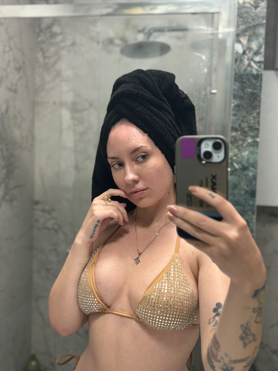 Nude girl KateV in Anqing