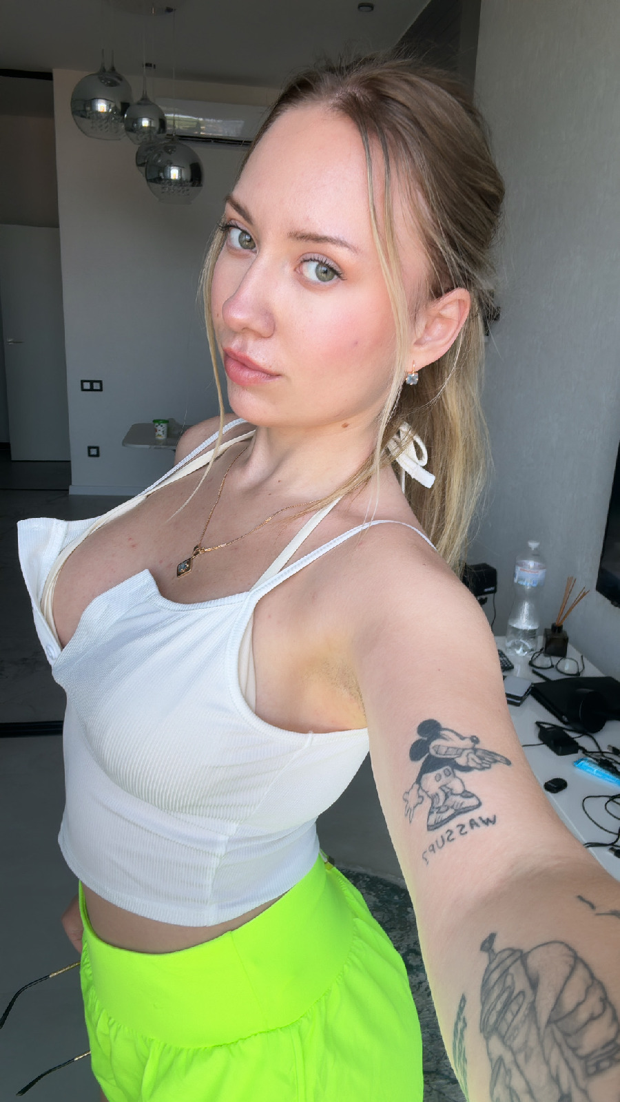 KateV in her underwear in Anqing