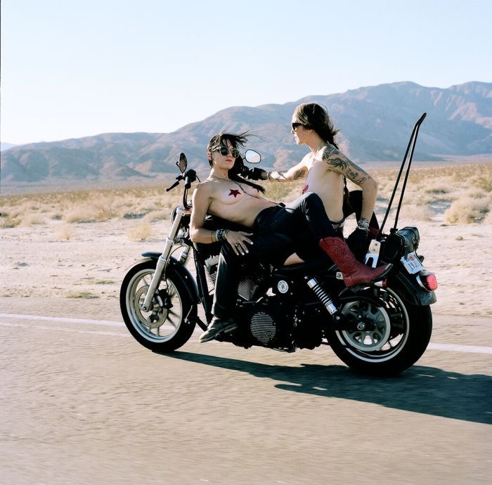 Girls on a motorcycle in Anqing