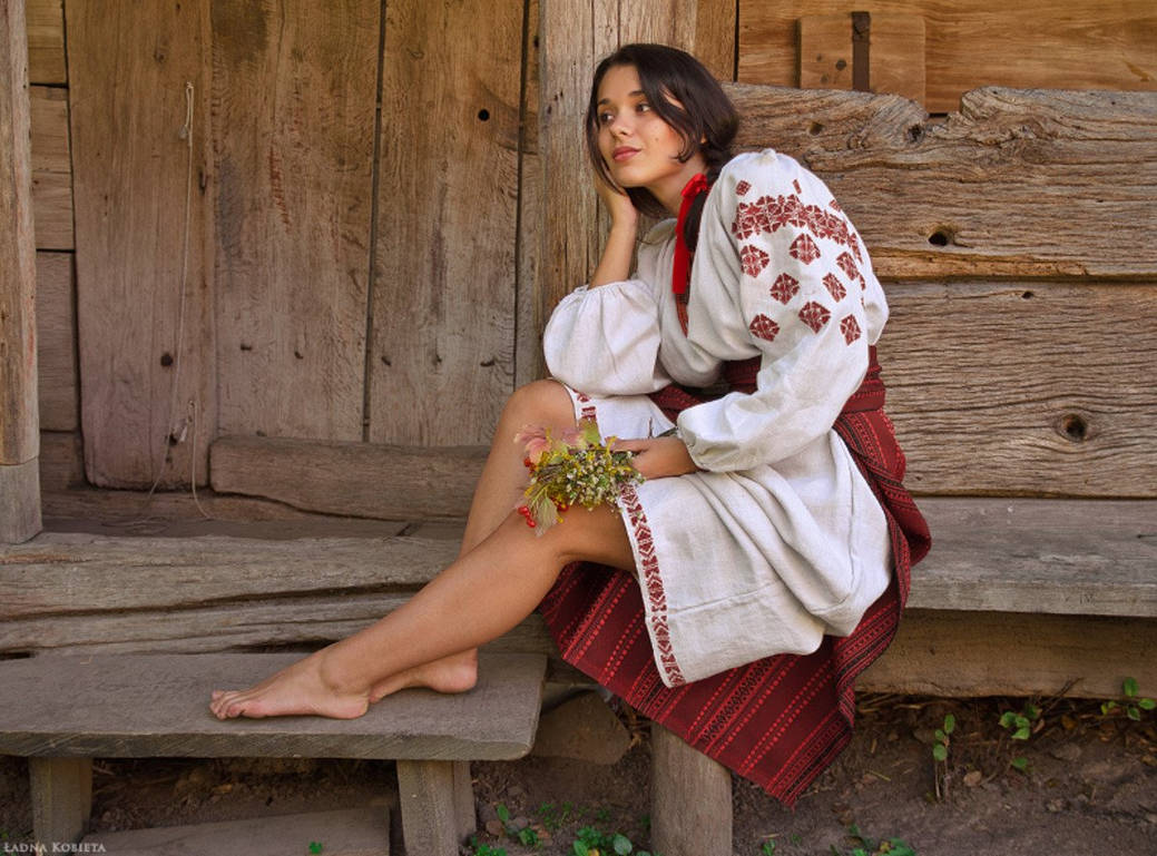 Women in Slavic costumes in Anqing
