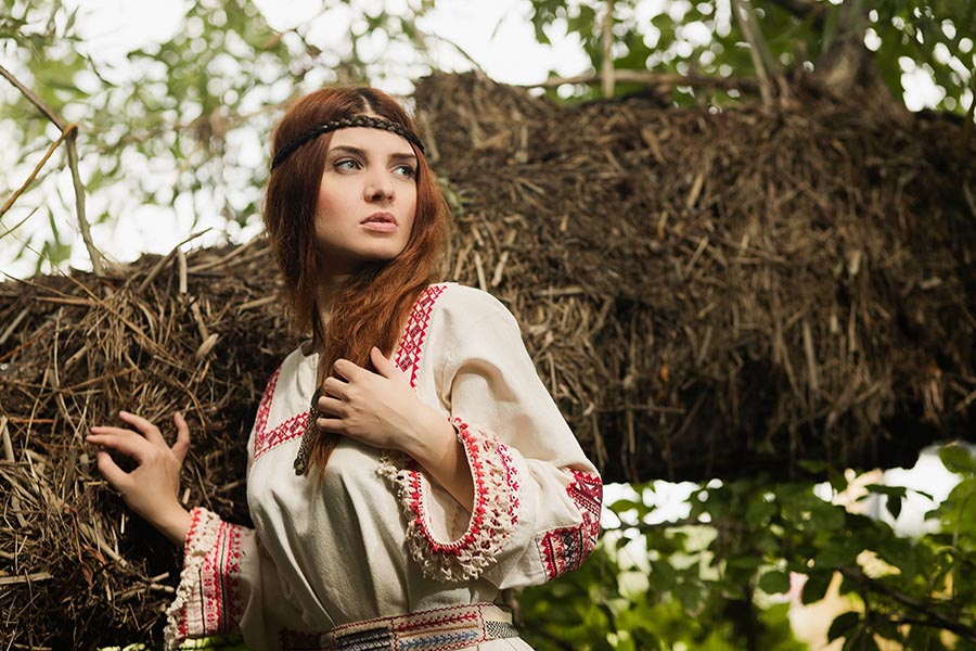 Women in Slavic costumes in Anqing
