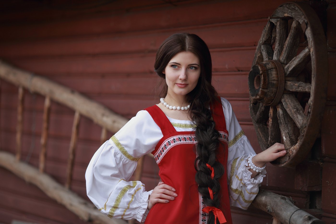 Girls in Slavic costumes in Anqing